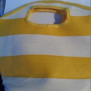 AVON YELLOW & WHITE NYLON WOVEN NATURALS TOTE BAG